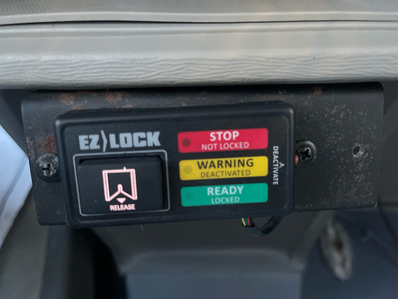 Toyota Sienna 5dr 7-Pass Van V6 LE AAS FWD (Natl) 2012