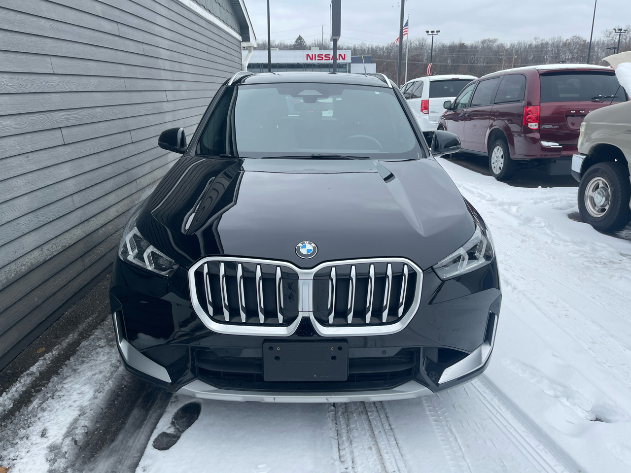 BMW X1 xDrive28i Sports Activity Vehicle 2025