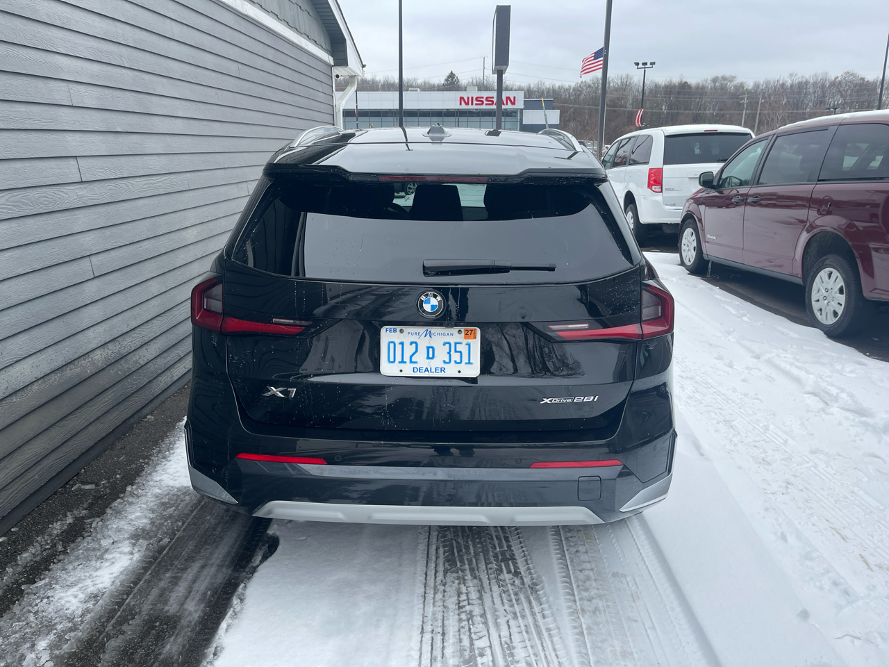 BMW X1 xDrive28i Sports Activity Vehicle 2025