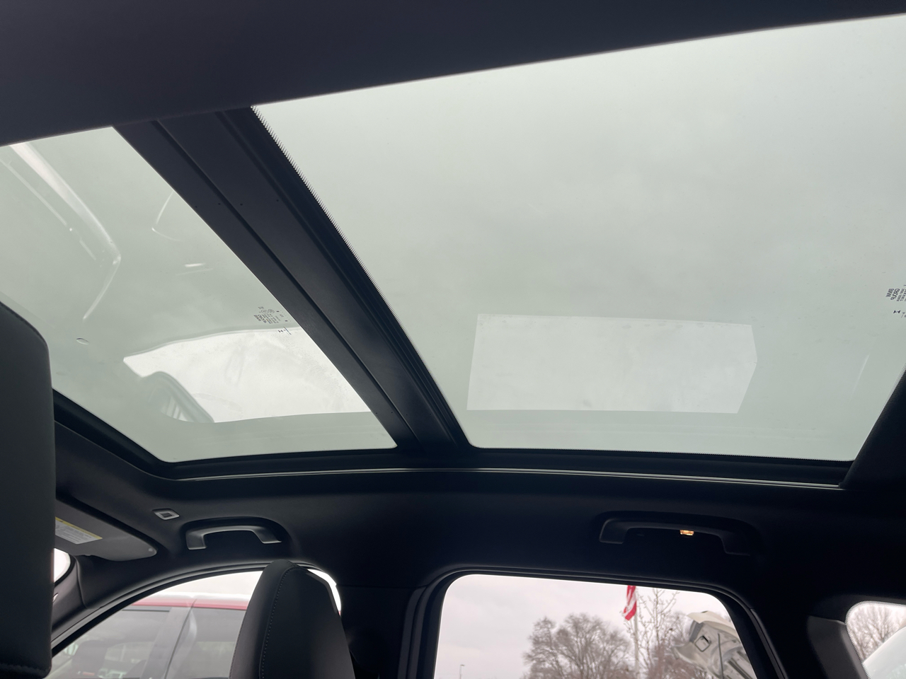 BMW X1 xDrive28i Sports Activity Vehicle 2025