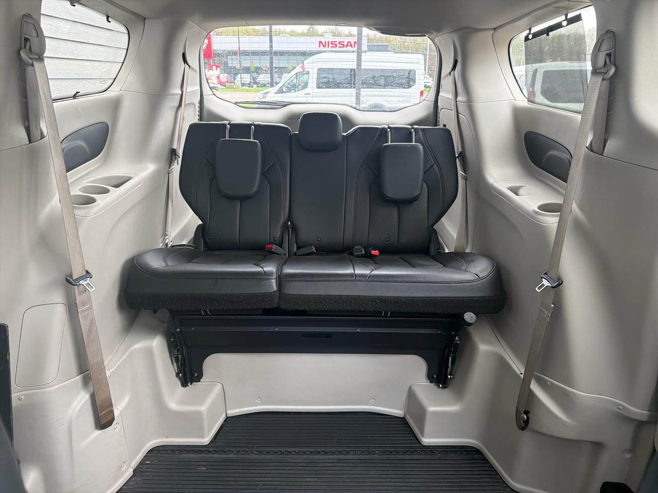 Chrysler Pacifica Touring L FWD 2020