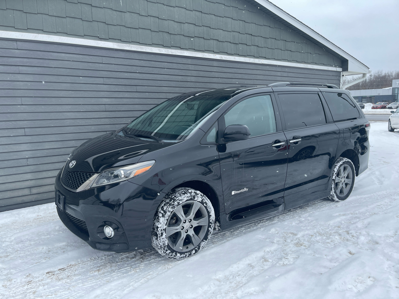 Toyota Sienna 5dr 8-Pass Van SE Premium  FWD (Natl) 2015