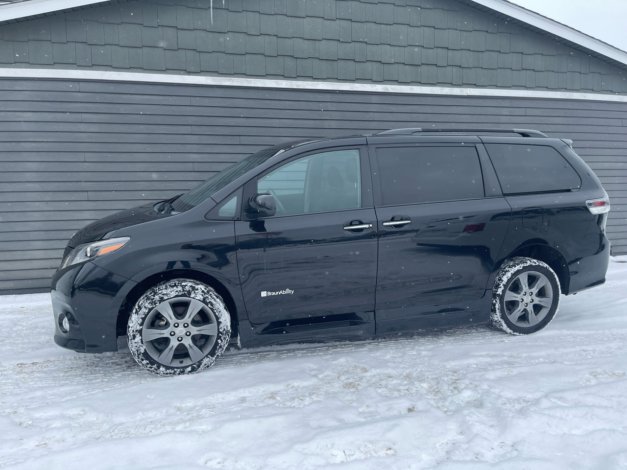 Toyota Sienna 5dr 8-Pass Van SE Premium  FWD (Natl) 2015