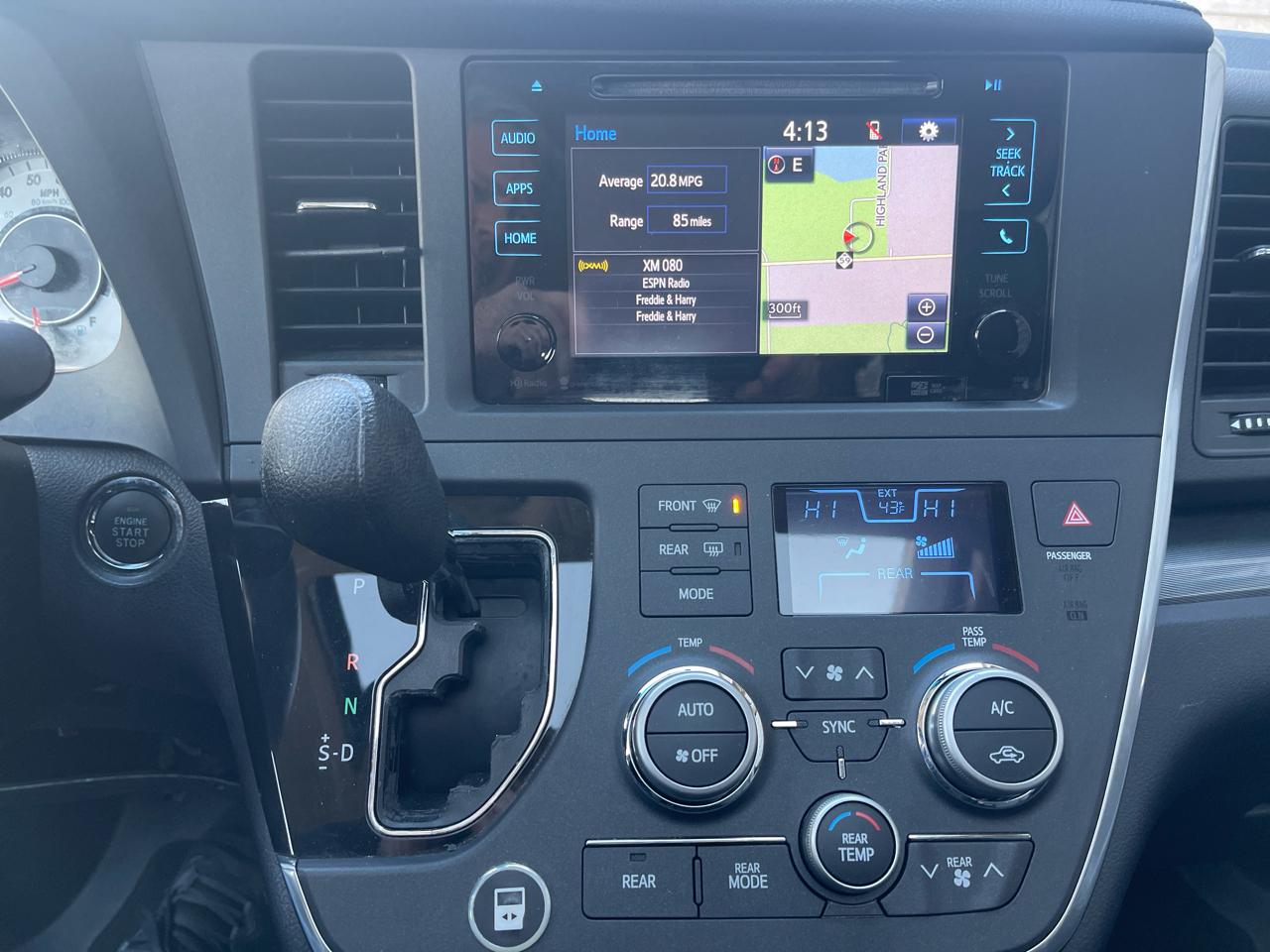 Toyota Sienna 5dr 8-Pass Van SE Premium  FWD (Natl) 2015