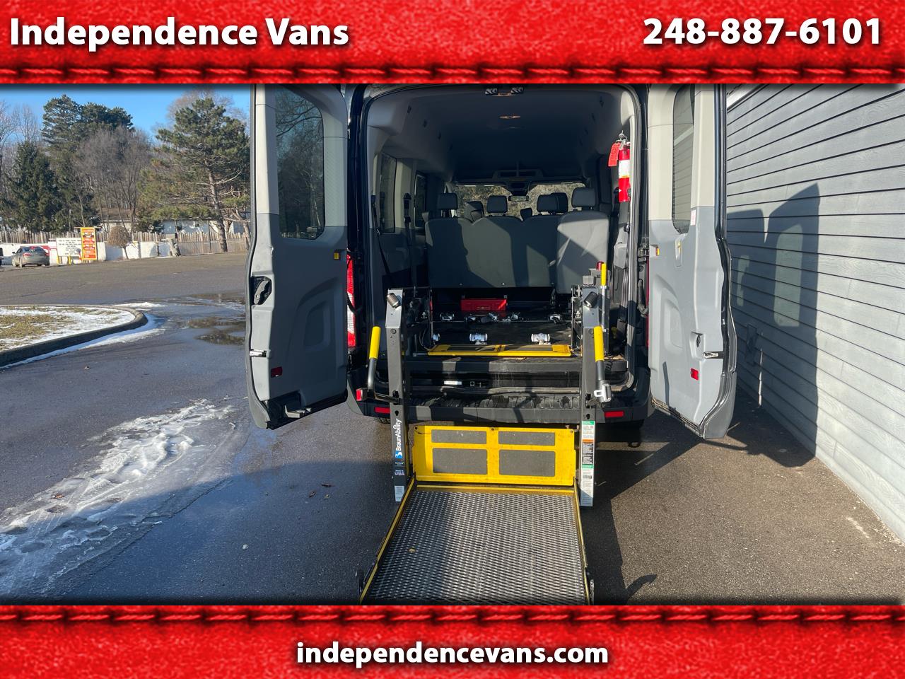 Ford Transit Passenger Wagon T-350 148" Med Roof XLT Sliding RH Dr 2019