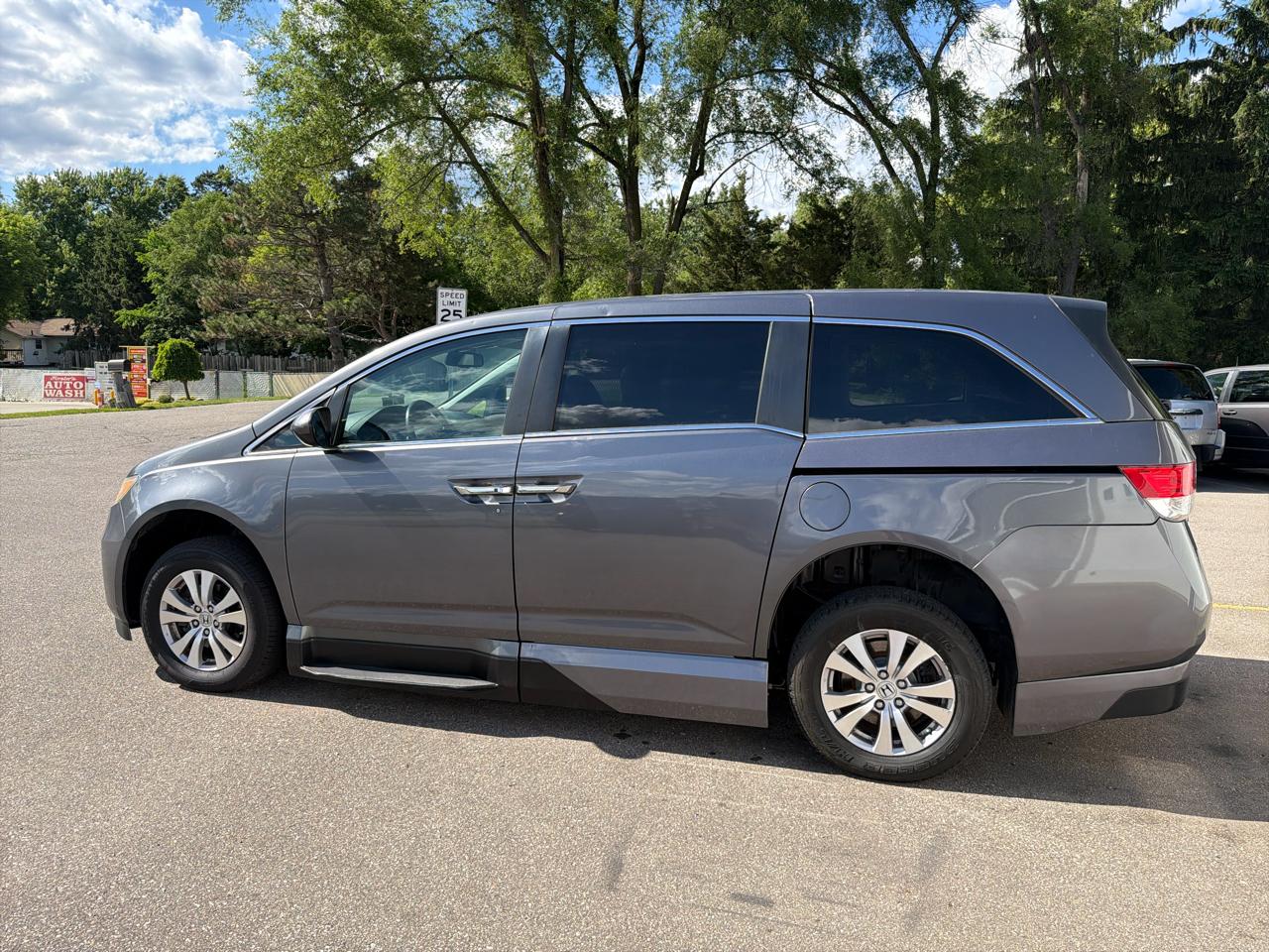 Honda Odyssey 5dr EX-L w/Navi 2015