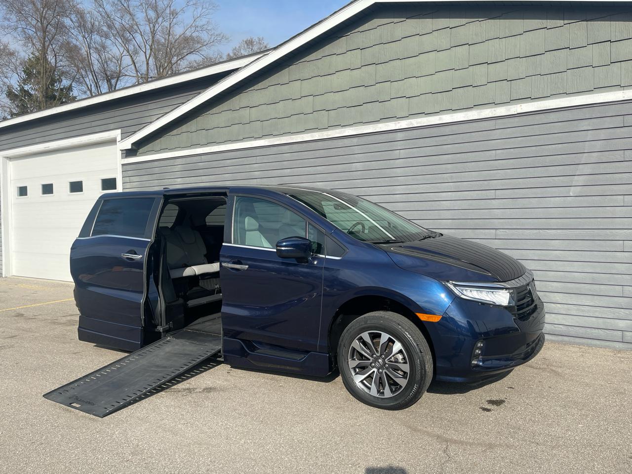 Honda Odyssey EX-L Auto 2023