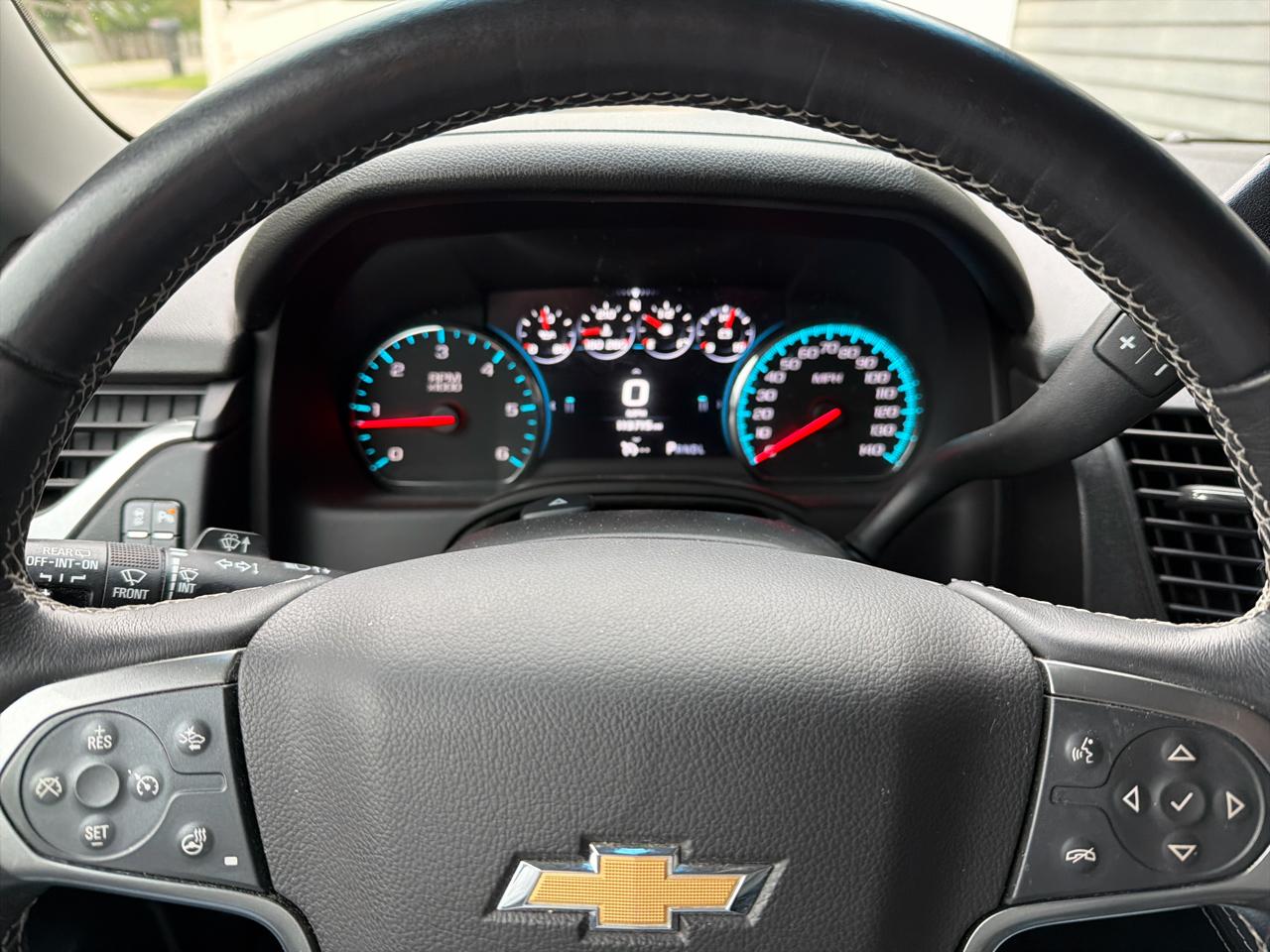 Chevrolet Suburban 4WD 4dr 1500 Premier 2017