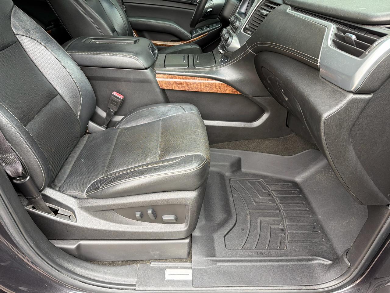 Chevrolet Suburban 4WD 4dr 1500 Premier 2017
