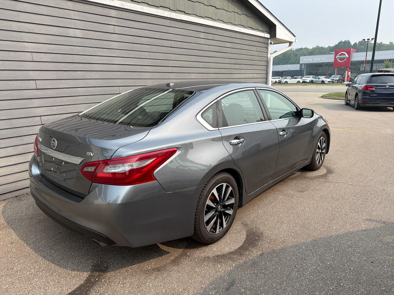 Nissan Altima 2.5 SV Sedan 2018