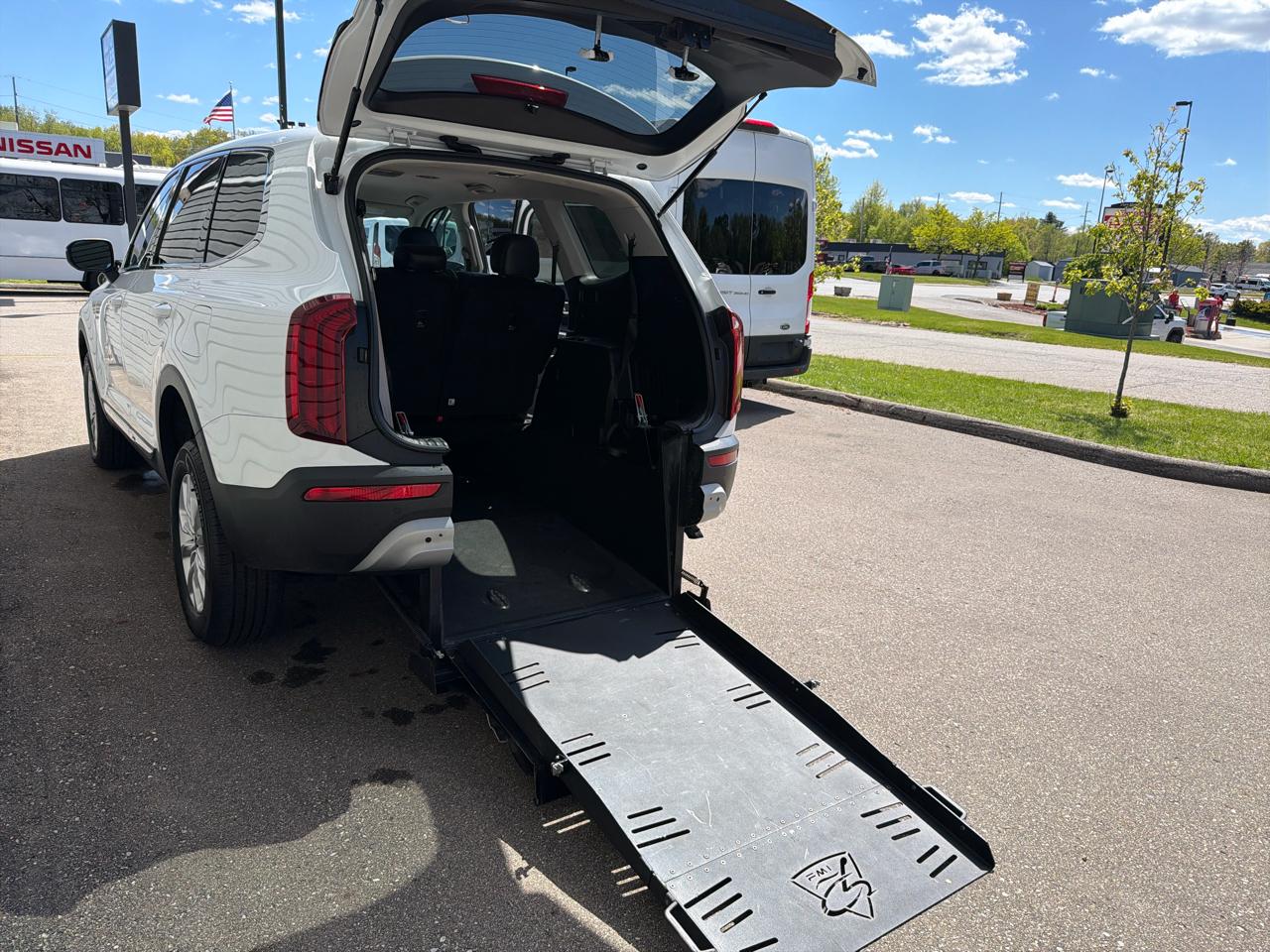 Kia Telluride LX FWD 2020