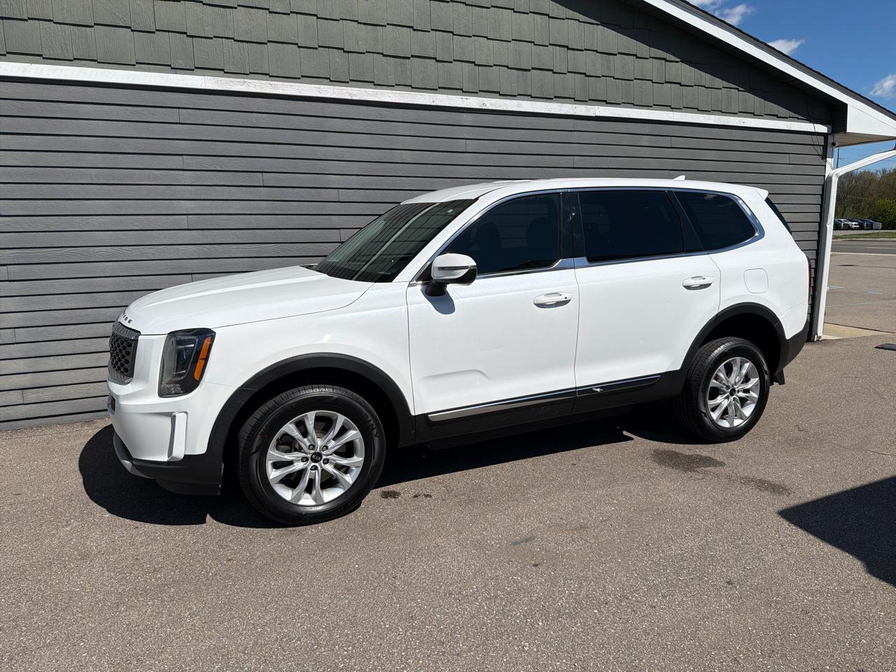 Kia Telluride LX FWD 2020