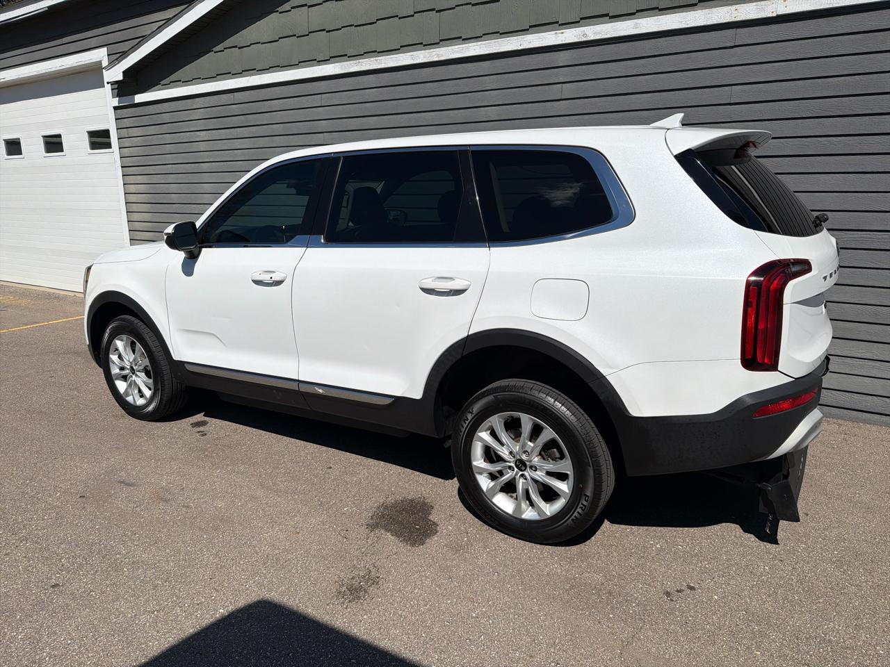 Kia Telluride LX FWD 2020
