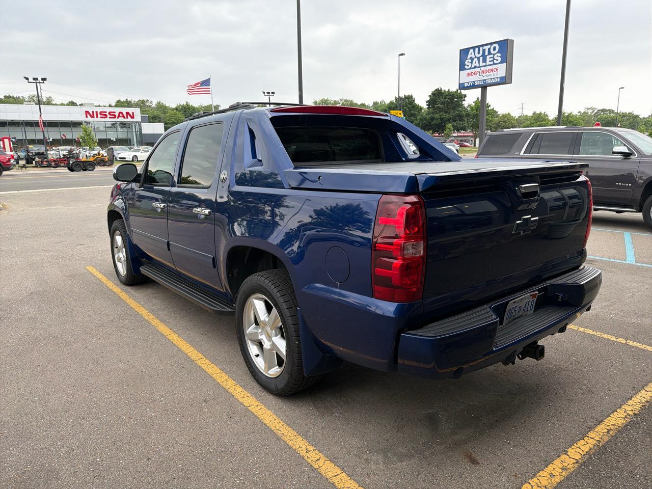 Chevrolet Avalanche  2013