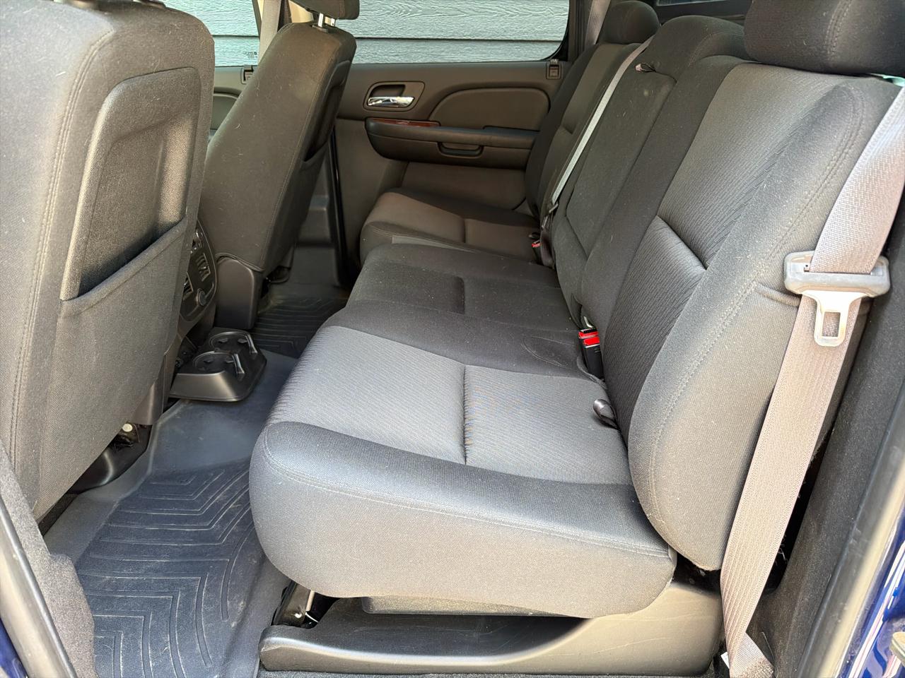 Chevrolet Avalanche  2013