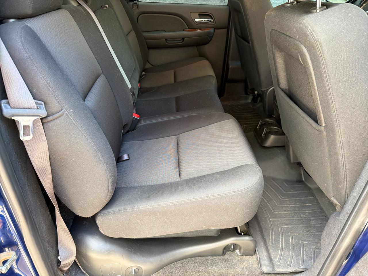 Chevrolet Avalanche  2013