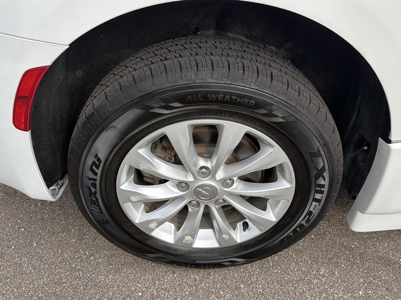 Chrysler Pacifica Touring L FWD 2018
