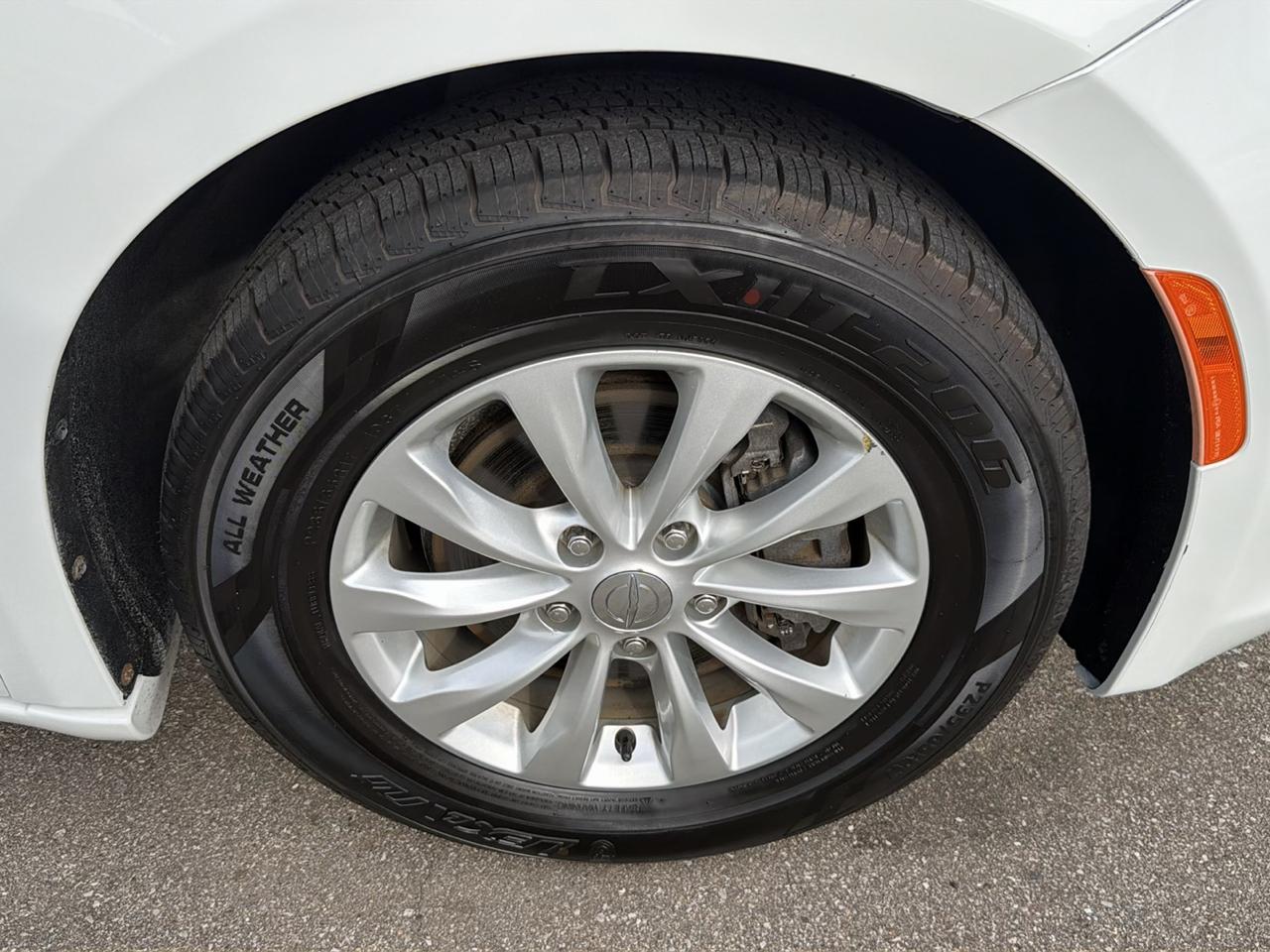 Chrysler Pacifica Touring L FWD 2018