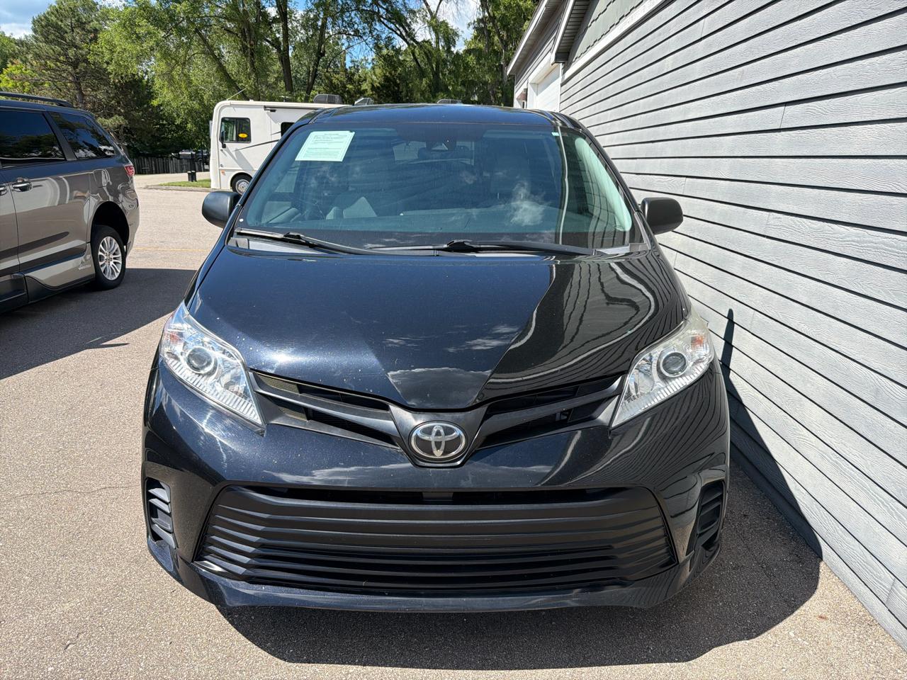 Toyota Sienna L FWD 7-Passenger (Natl) 2020