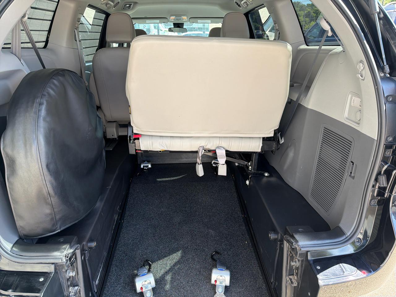 Toyota Sienna L FWD 7-Passenger (Natl) 2020
