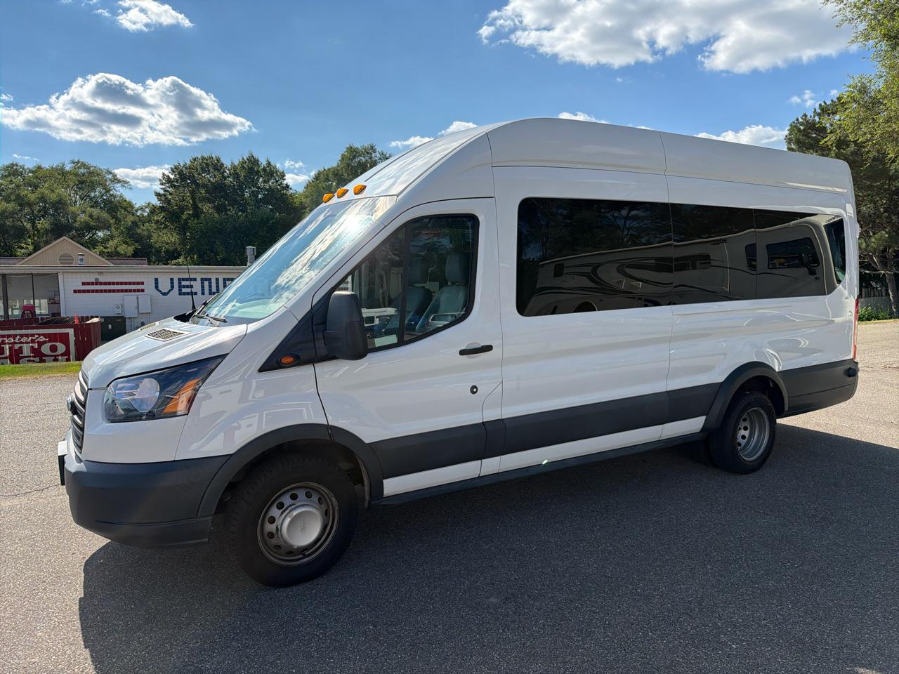Ford Transit 350 Wagon HD High Roof XLT Dual Slide. 148 WB EL 2017