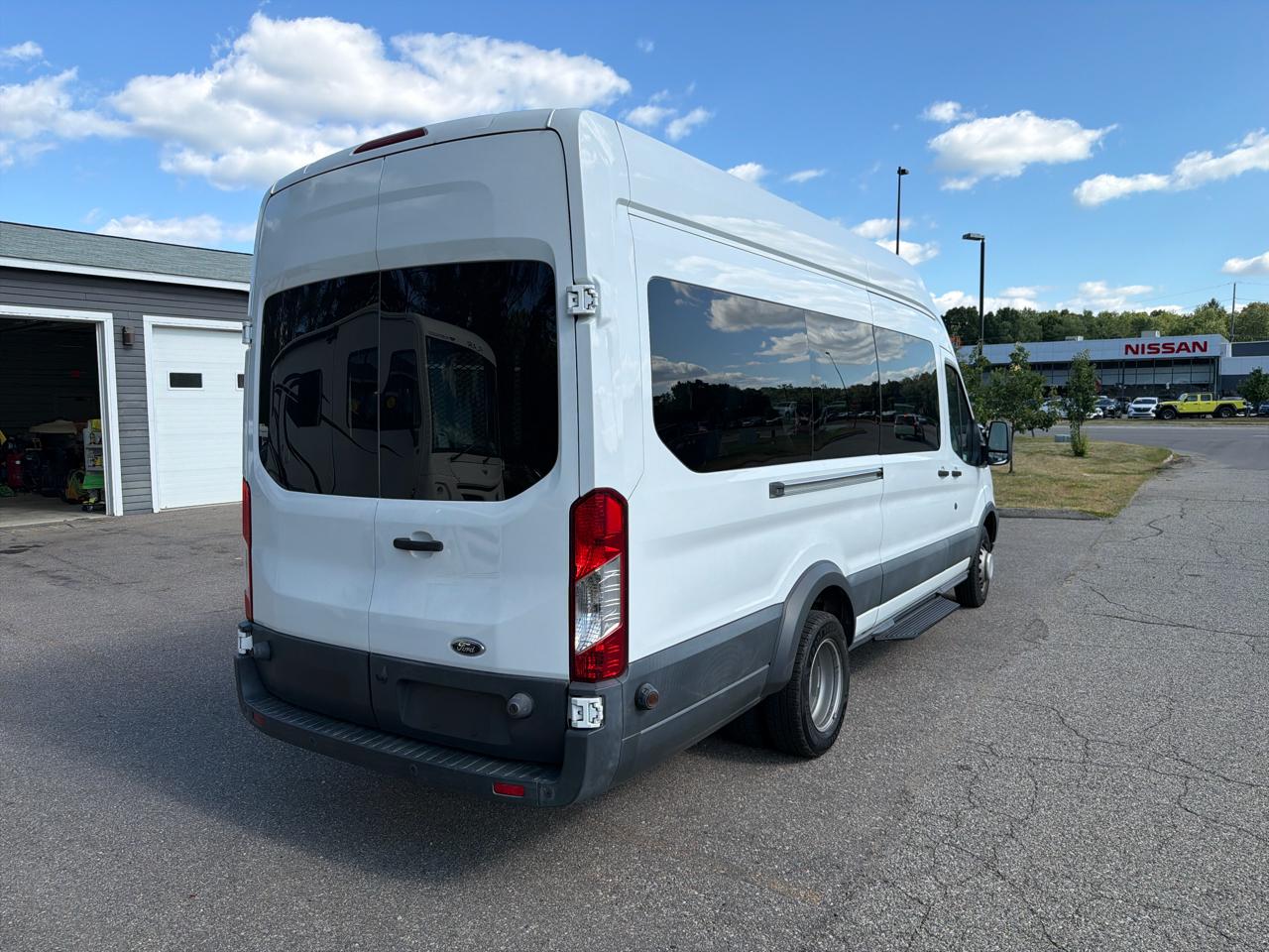 Ford Transit 350 Wagon HD High Roof XLT Dual Slide. 148 WB EL 2017