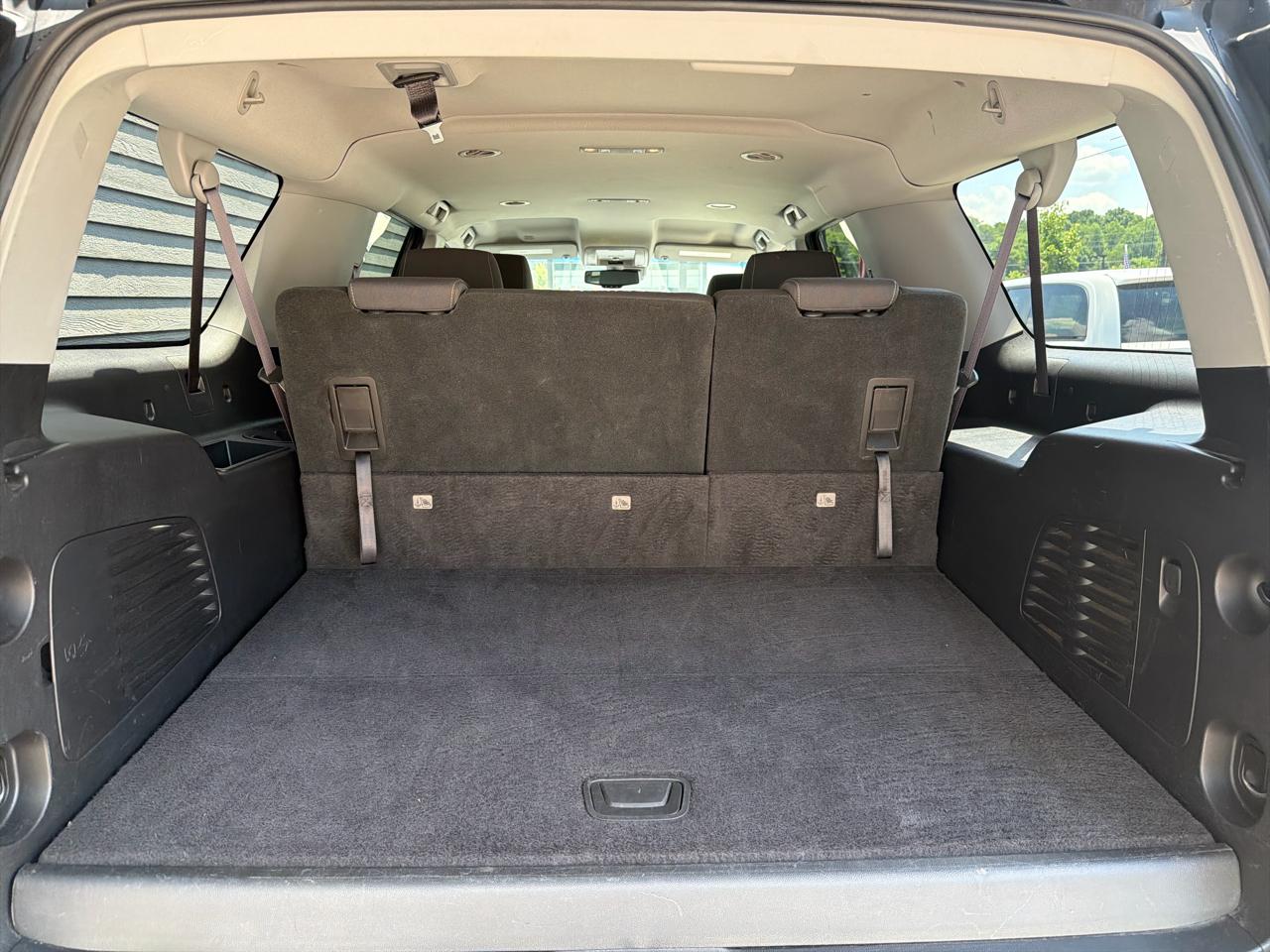 GMC Yukon XL SLE 4WD 2017