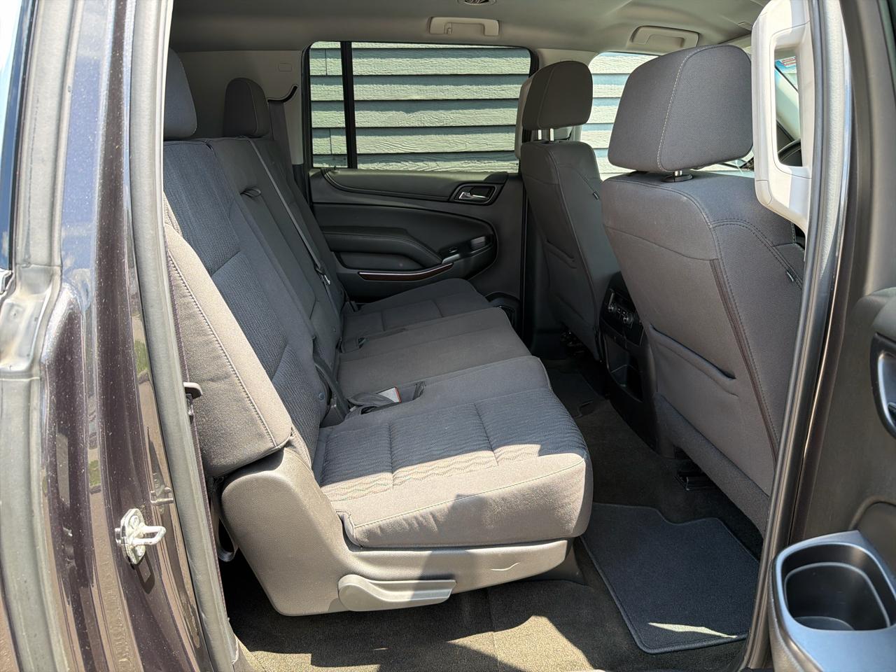 GMC Yukon XL SLE 4WD 2017