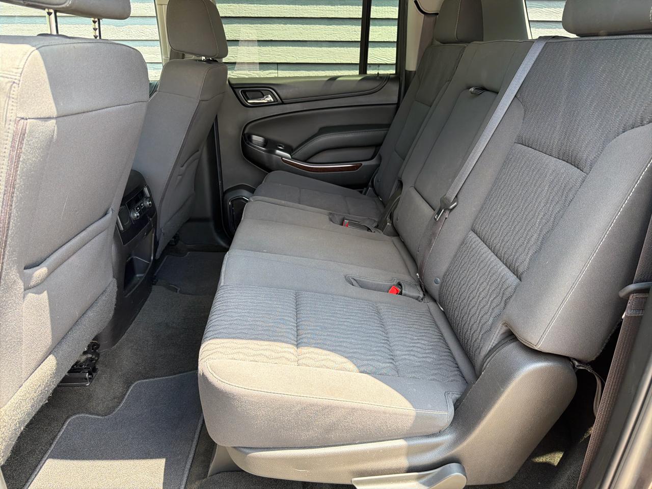 GMC Yukon XL SLE 4WD 2017