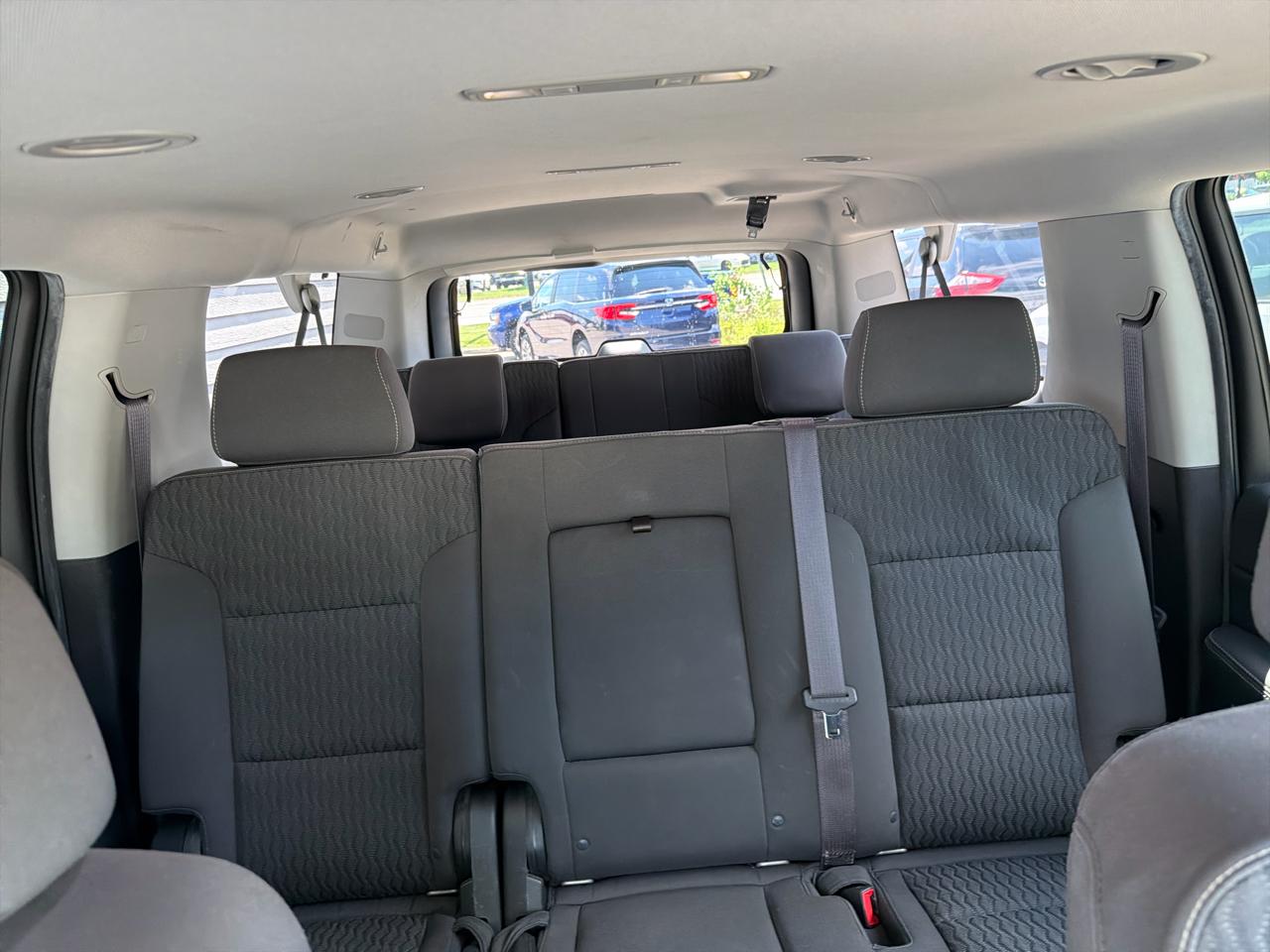 GMC Yukon XL SLE 4WD 2017