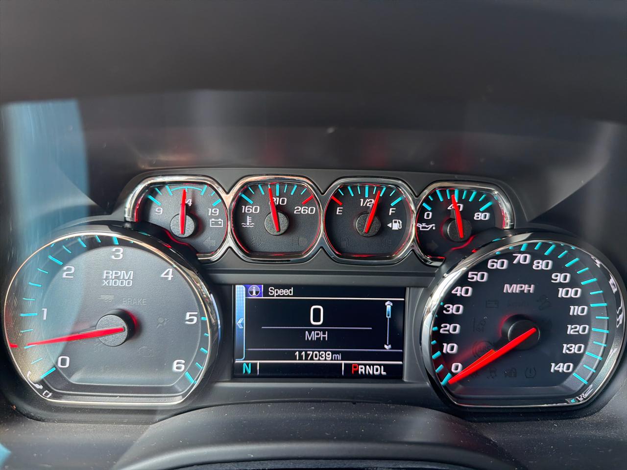 GMC Yukon XL SLE 4WD 2017