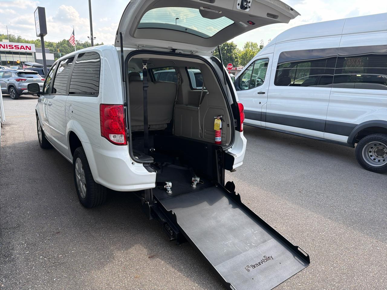 Dodge Grand Caravan SE 2017