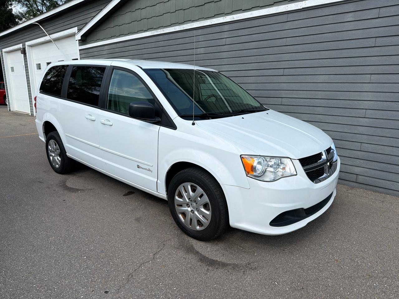 Dodge Grand Caravan SE 2017