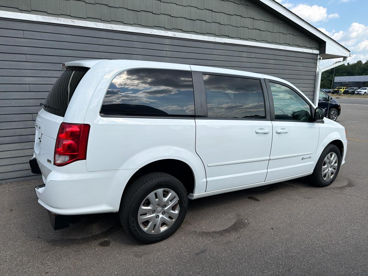 Dodge Grand Caravan SE 2017