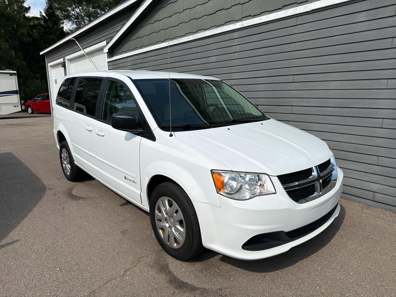 Dodge Grand Caravan SE 2017