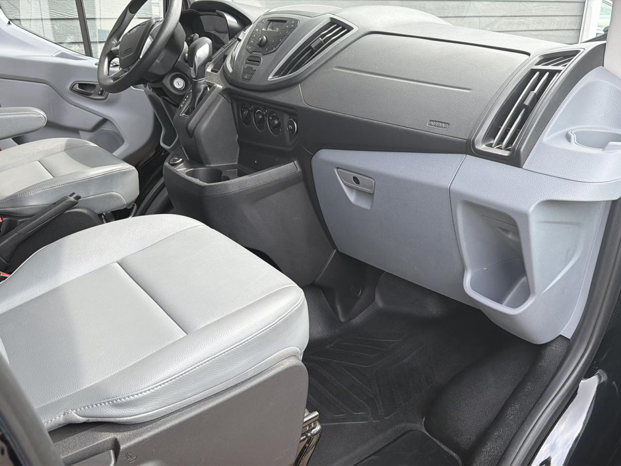 Ford Transit  2019