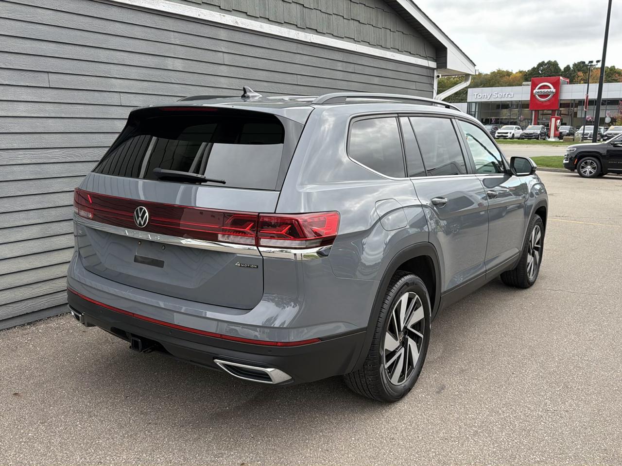 Volkswagen Atlas 2.0T SE w/Technology 4MOTION 2026