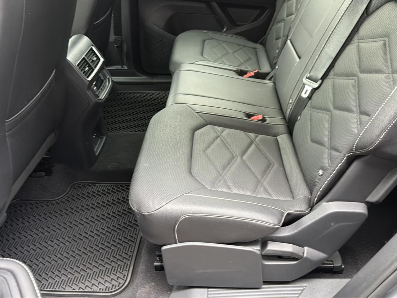 Volkswagen Atlas 2.0T SE w/Technology 4MOTION 2026