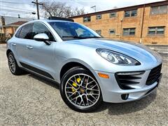 2016 Porsche Macan 