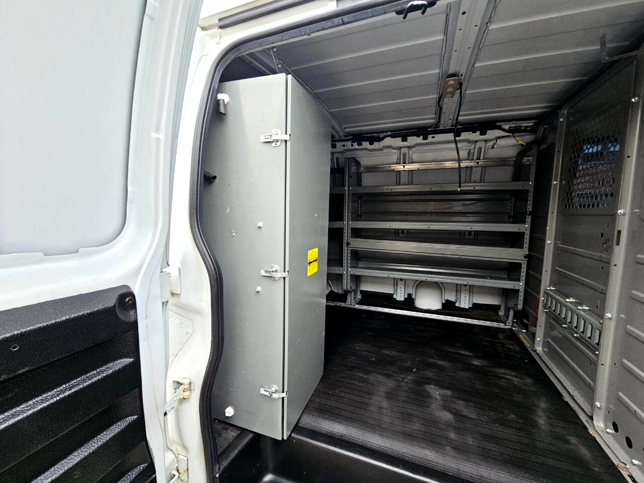 Chevrolet Express Cargo Van RWD 2500 135" 2019