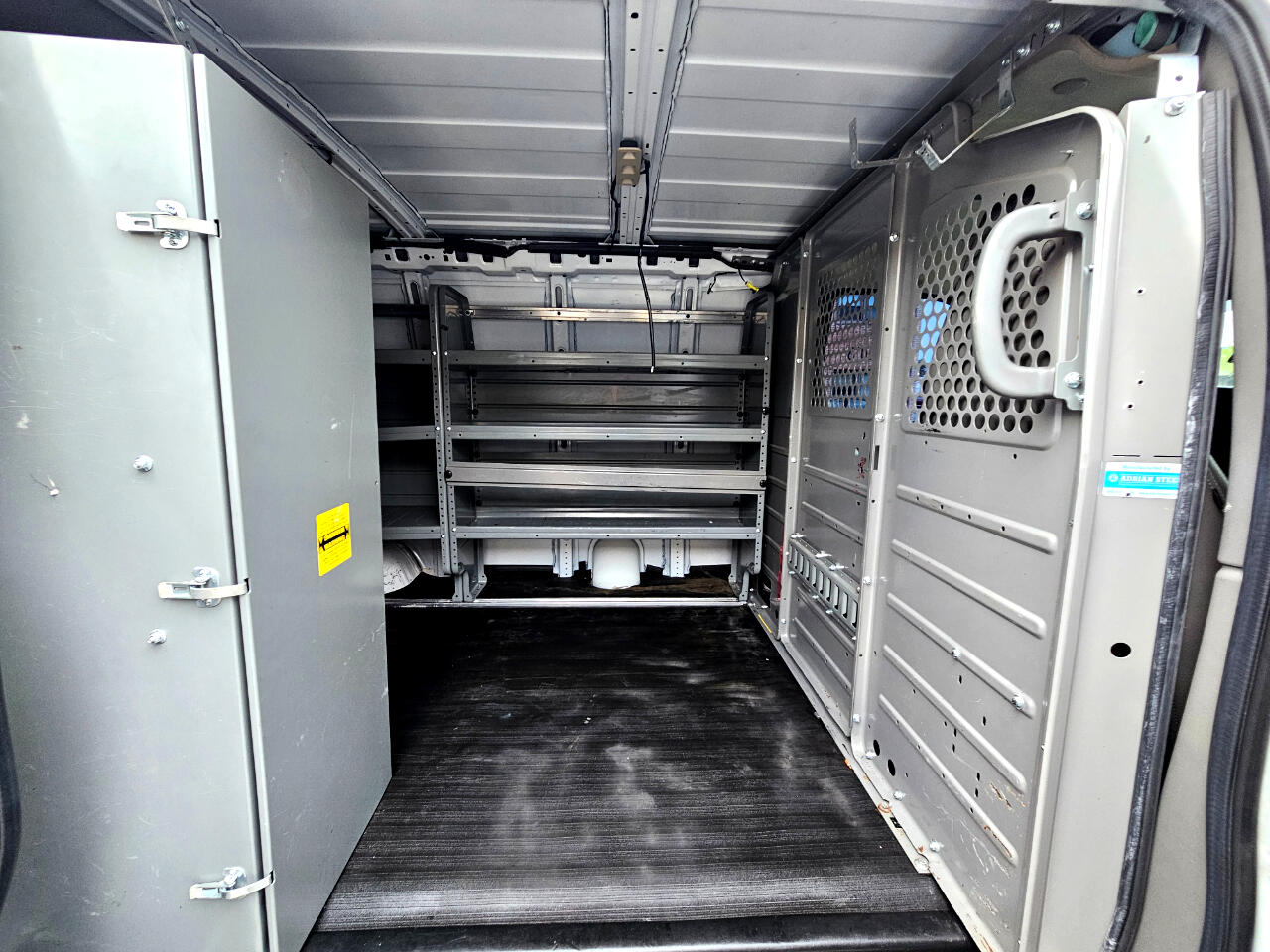 Chevrolet Express Cargo Van RWD 2500 135" 2019