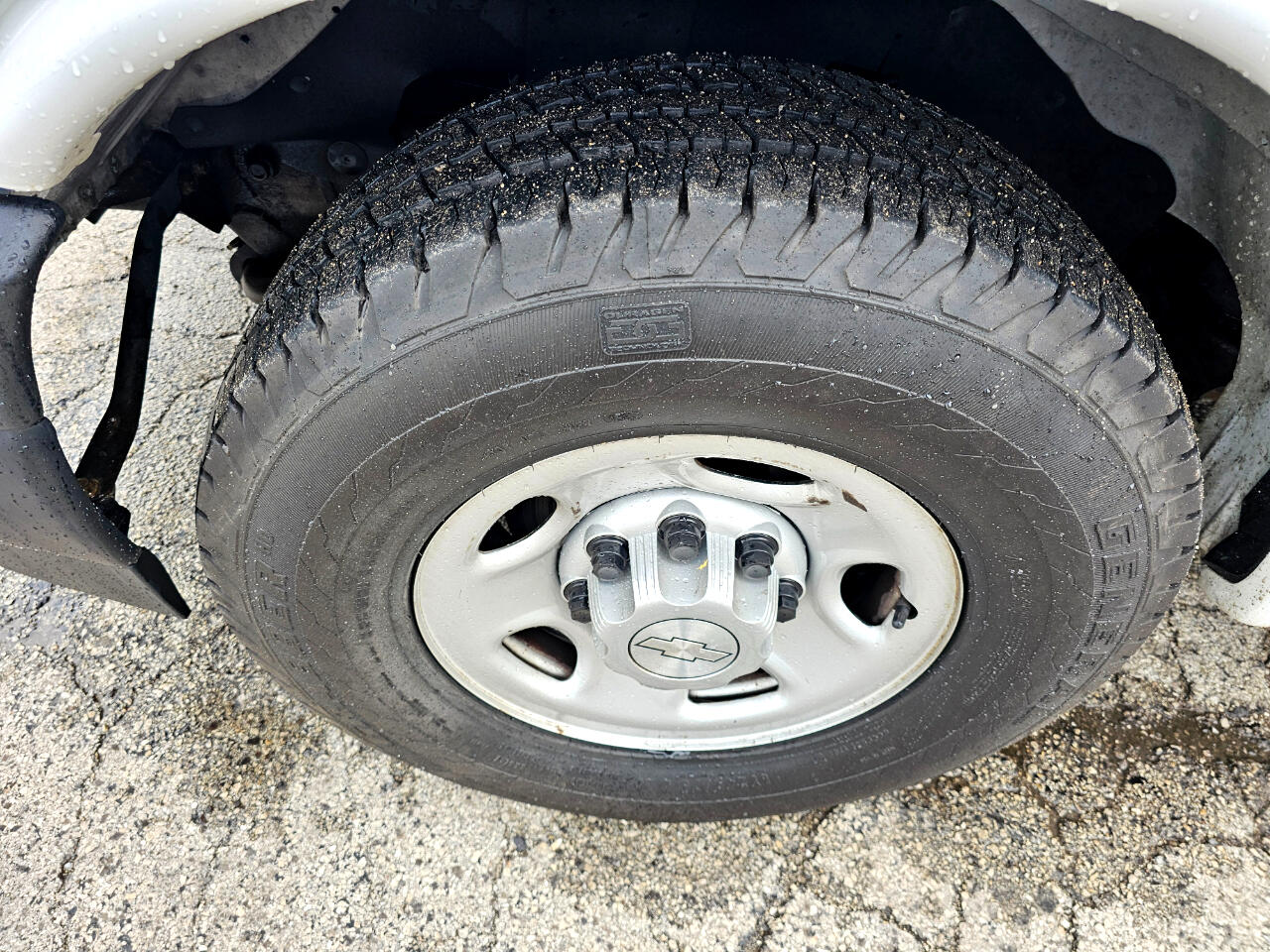 Chevrolet Express Cargo Van RWD 2500 135" 2019