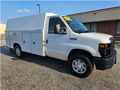 2017 Ford E-Series Cutaway 