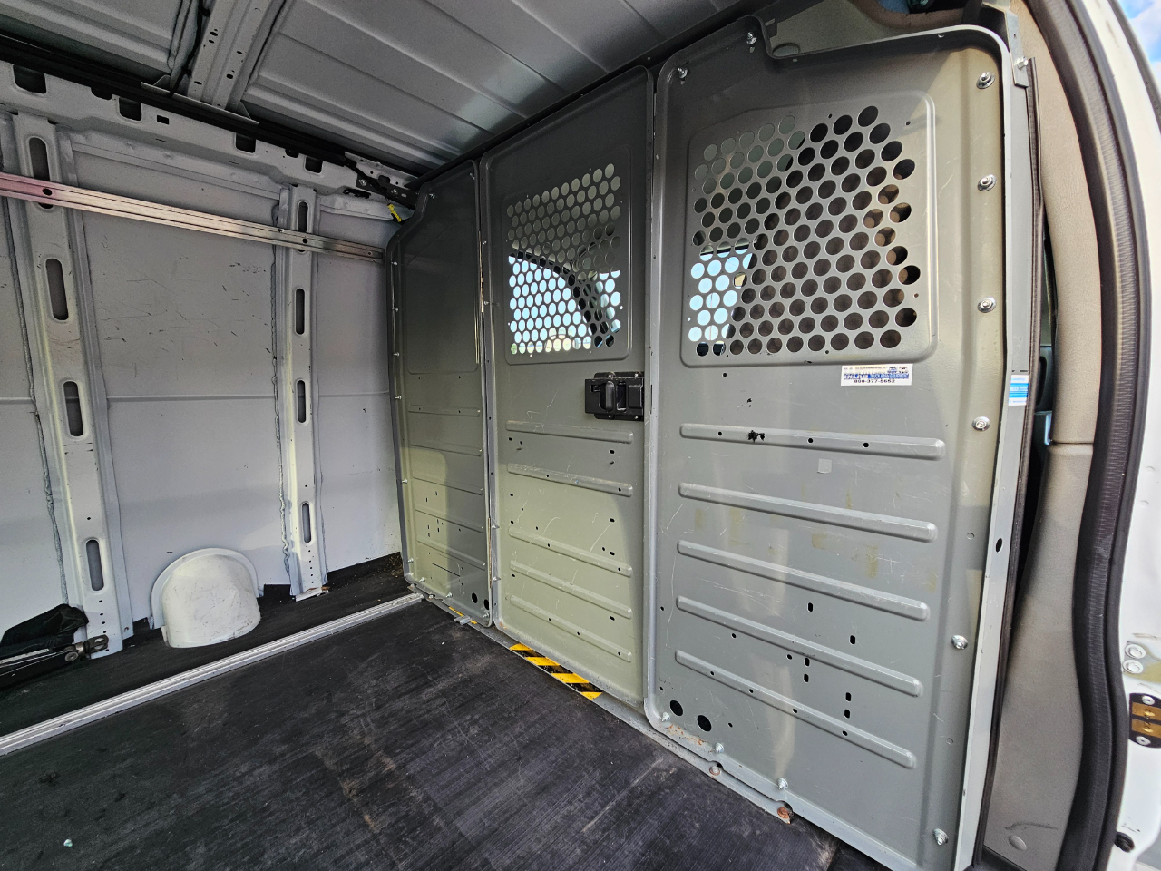 Chevrolet Express Cargo Van RWD 2500 135" 2017