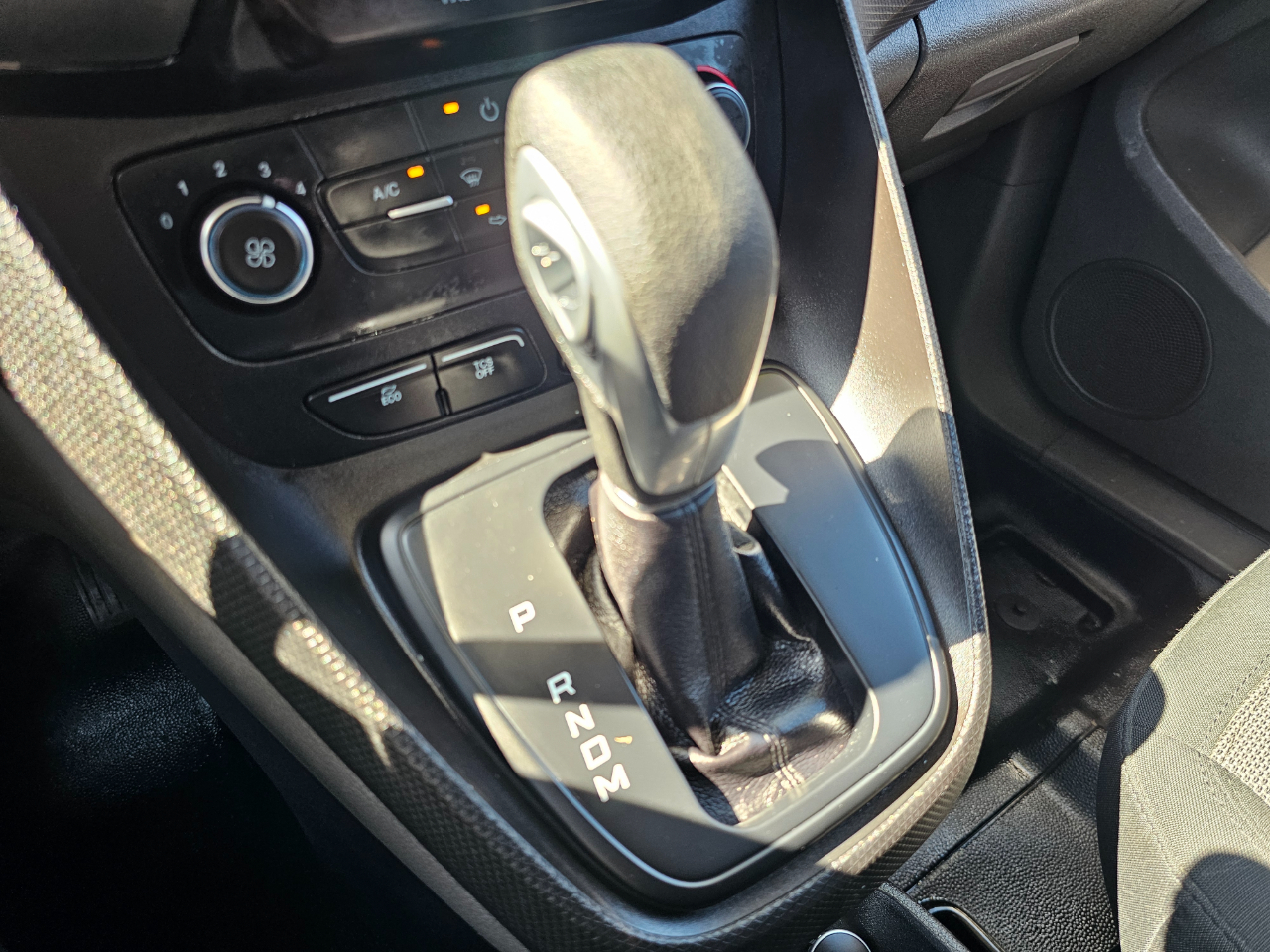 Ford Transit Connect Van XL LWB w/Rear Symmetrical Doors 2019