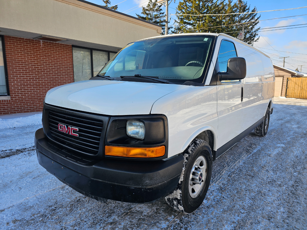 GMC Savana Cargo Van RWD 2500 155" 2014