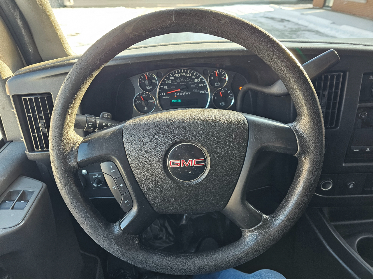 GMC Savana Cargo Van RWD 2500 155" 2014