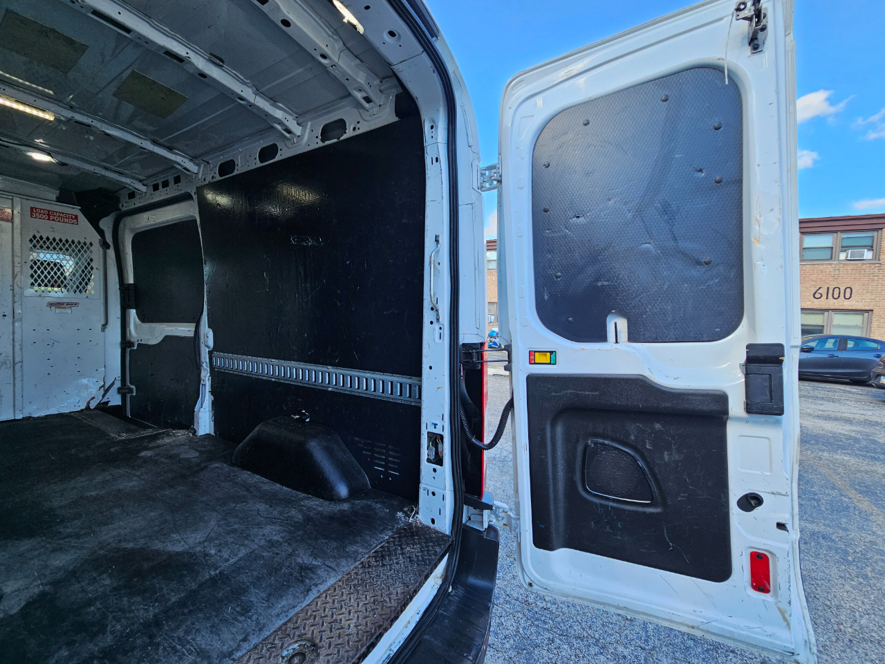 Ford Transit Van T-350 148" Med Rf 9500 GVWR Sliding RH Dr 2018