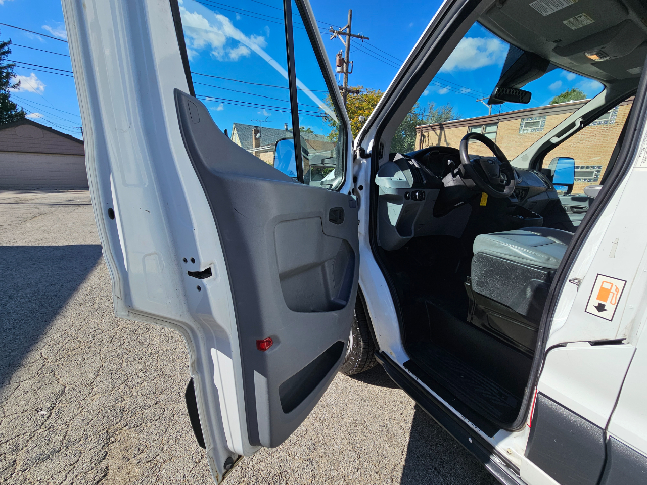 Ford Transit Van T-350 148" Med Rf 9500 GVWR Sliding RH Dr 2018