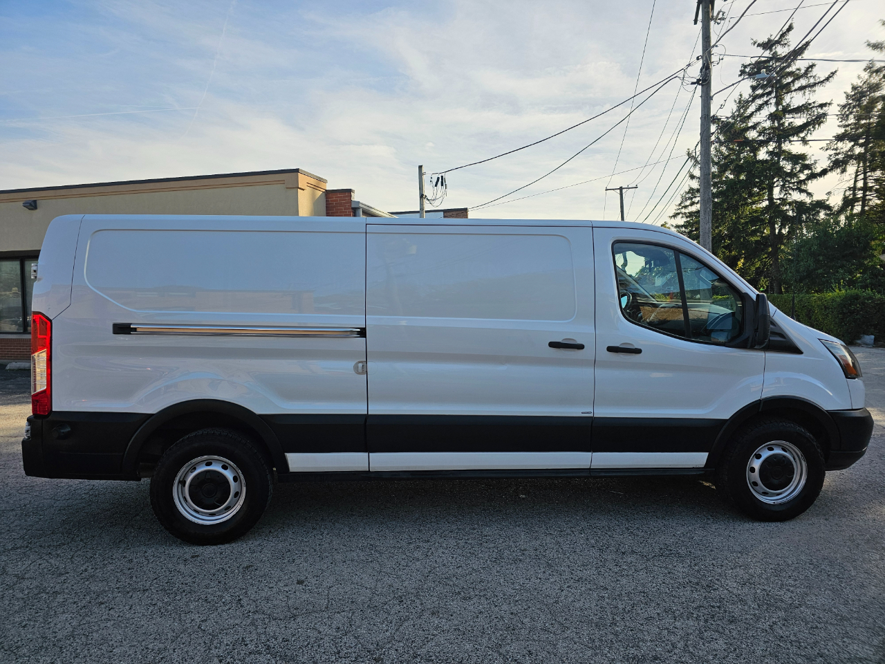 Ford Transit Van T-250 148" Low Rf 9000 GVWR Sliding RH Dr 2019